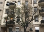 İcarəyə verilir 3 otaqlı 100 m2 köhnə tikili Sahil m.