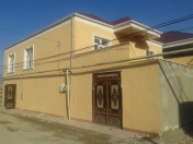 Satılır 4 otaqlı 130 m2 həyət evi Binəqədi