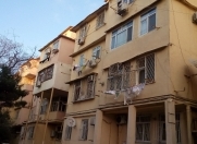 İcarəyə verilir 3 otaqlı 70 m2 köhnə tikili 7 mkr