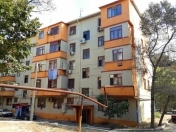 Satılır 2 otaqlı 45 m2 köhnə tikili Qara Qarayev m.