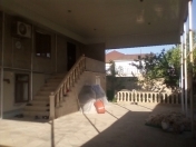 Satılır 6 otaqlı 600 m2 həyət evi Şamaxı
