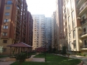 İcarəyə verilir 4 otaqlı 200 m2 yeni tikili Odlar Yurdu Universiteti