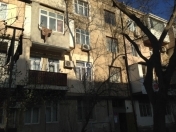 Satılır 2 otaqlı 55 m2 köhnə tikili 3 mkr