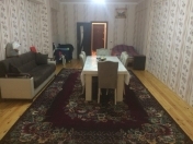 Satılır 4 otaqlı 240 m2 yeni tikili Həzi Aslanov