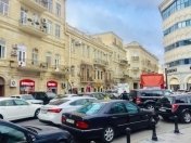 İcarəyə verilir 2 otaqlı 65 m2 köhnə tikili Dənizkənarı Milli park