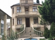 Satılır 8 otaqlı 450 m2 həyət evi Bakıxanov