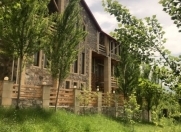 İcarəyə verilir 6 otaqlı 300 m2 həyət evi Quba