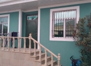 Satılır 90 otaqlı 170 m2 həyət evi Hövsan