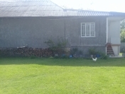 Satılır 4 otaqlı 100 m2 həyət evi Şəki