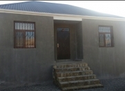 Satılır 3 otaqlı 100 m2 həyət evi Qobu