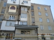 Satılır 4 otaqlı 115 m2 köhnə tikili Heydər Əliyev Mərkəzi