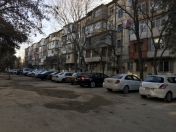 Satılır 4 otaqlı 71 m2 köhnə tikili Moskva univermağı