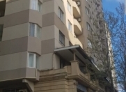 Satılır 4 otaqlı 210 m2 yeni tikili Gənclik m.