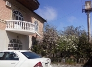 Satılır 4 otaqlı 323 m2 həyət evi Lənkəran