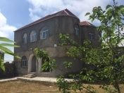 Satılır 5 otaqlı 210 m2 həyət evi Albalı