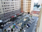 Satılır 2 otaqlı 67 m2 köhnə tikili Qara Qarayev m.