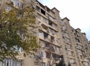 Satılır 4 otaqlı 96 m2 köhnə tikili Azadlıq prospekti m.