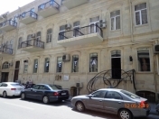 Satılır 3 otaqlı 100 m2 köhnə tikili İçəri Şəhər m.