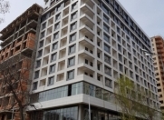 Satılır 1 otaqlı 62 m2 yeni tikili 28 May m.