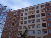 Satılır 4 otaqlı 210 m2 yeni tikili 4 mkr
