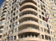 Satılır 4 otaqlı 162 m2 yeni tikili Qara Qarayev m.