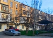 Satılır 3 otaqlı 90 m2 köhnə tikili 8 km