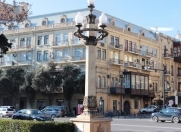 Satılır 2 otaqlı 78 m2 köhnə tikili Four Seasons otel