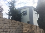 Satılır 5 otaqlı 190 m2 bağ evi Y.Ramana