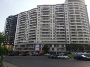 İcarəyə verilir 4 otaqlı 198 m2 yeni tikili Nizami m.