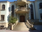 Satılır 8 otaqlı 500 m2 həyət evi Gənclik m.