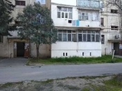 İcarəyə verilir 3 otaqlı 70 m2 köhnə tikili Həzi Aslanov m.