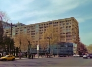 Satılır 4 otaqlı 110 m2 köhnə tikili Sahil m.