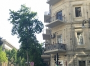 Satılır 3 otaqlı 70 m2 köhnə tikili Sahil m.