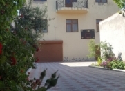 Satılır 7 otaqlı 246 m2 həyət evi Qaraçuxur