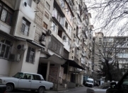 Satılır 4 otaqlı 100 m2 köhnə tikili Yeni Yasamal