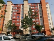 Satılır 4 otaqlı 110 m2 köhnə tikili Xalqlar Dostluğu m.