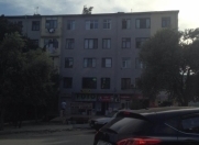 Satılır 2 otaqlı 42 m2 köhnə tikili 1 mkr