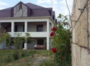 Satılır 6 otaqlı 600 m2 həyət evi Novxanı