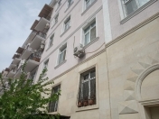 Satılır 2 otaqlı 60 m2 köhnə tikili İncəsənət və Mədəniyyət Un.