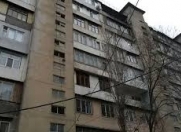 Satılır 3 otaqlı 50 m2 köhnə tikili Sərhədçi İdman kompleksi