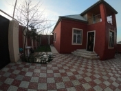 Satılır 4 otaqlı 100 m2 həyət evi 28 may