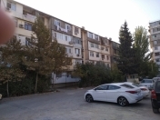 Satılır 4 otaqlı 100 m2 köhnə tikili Bakıxanov
