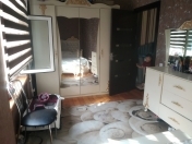 Satılır 2 otaqlı 42 m2 köhnə tikili Neftçilər m.