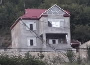 Satılır 5 otaqlı 200 m2 bağ evi Quba