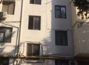 Satılır 2 otaqlı 50 m2 köhnə tikili 4 mkr