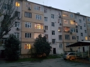 Satılır 2 otaqlı 46 m2 köhnə tikili 1 mkr