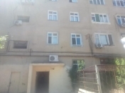 Satılır 5 otaqlı 110 m2 köhnə tikili Bakıxanov