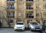 Satılır 3 otaqlı 80 m2 köhnə tikili Səbail r.