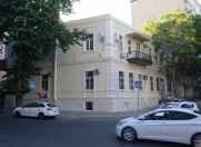 Satılır 3 otaqlı 100 m2 köhnə tikili İçəri Şəhər m.