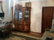 Satılır 5 otaqlı 130 m2 köhnə tikili Şah İsmayıl Xətai m.